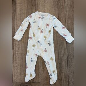 Purely Soft By Carters Floral Onesie: 6M - 2 Way Zipper Feature